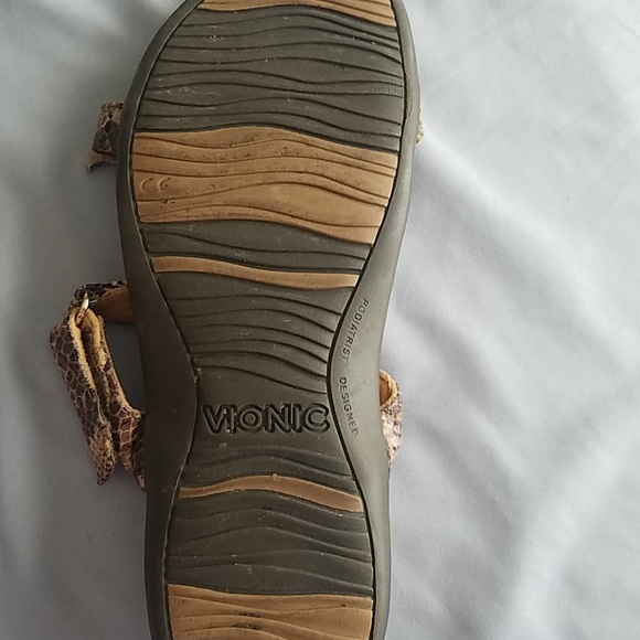Vionic sandals - Picture 2 of 2